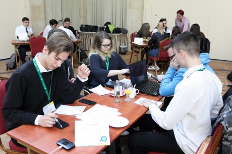 Találd fel a jövőt - a Széchenyi kreatív STEM-csapata utazhat Brüsszelbe